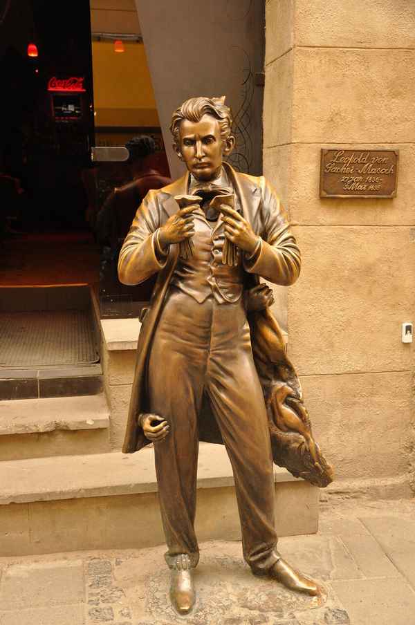 Краткая биография захер-мaзoх