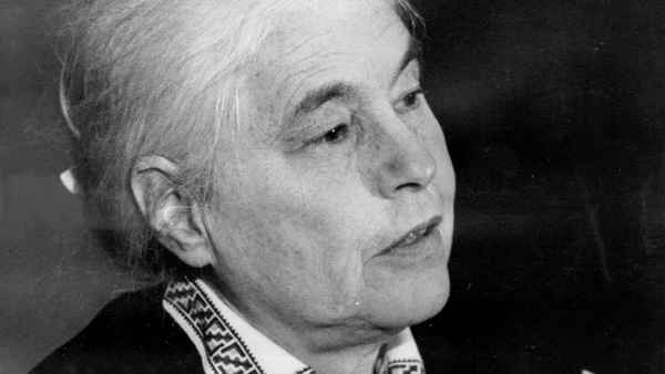 Краткая биография зегерс