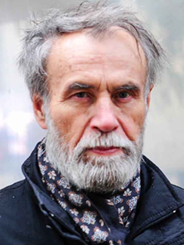 Краткая биография маканин