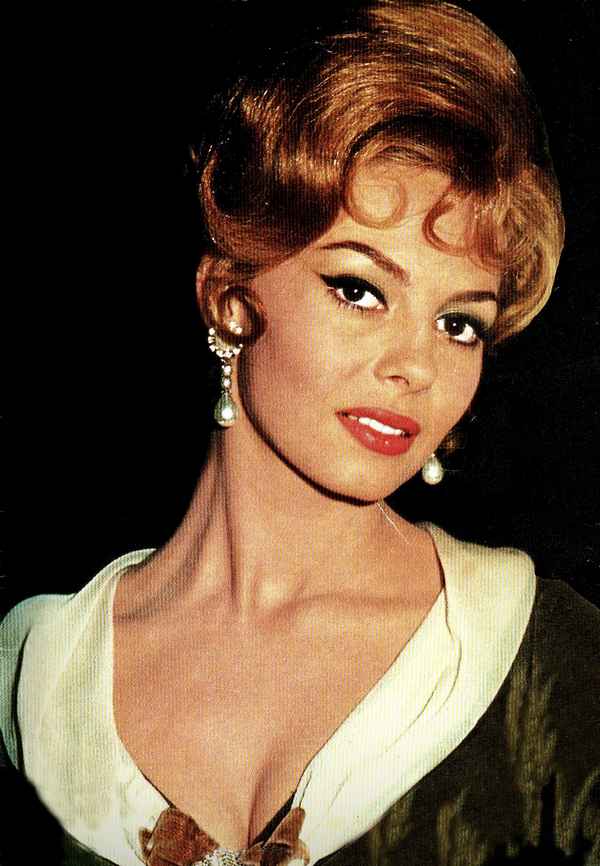 Краткая биография мерсье