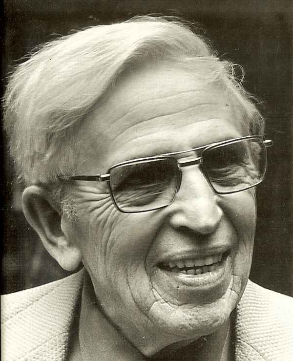 Краткая биография саймак